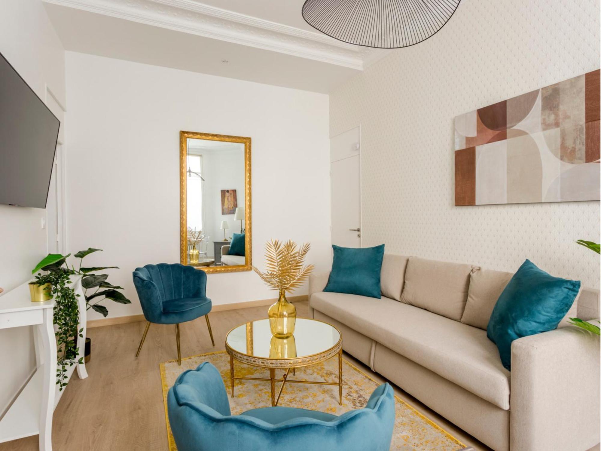 Cozy Apartment - Champs Elysees - Wagram Париж Екстериор снимка