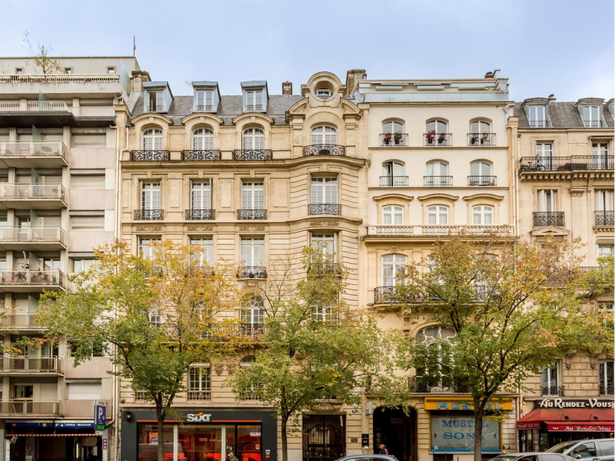 Cozy Apartment - Champs Elysees - Wagram Париж Екстериор снимка